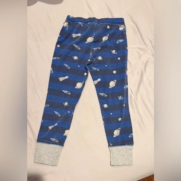 PLAY Mini Boden Blue Glow-in-the-Dark Astronaut Pajama Set (5T) - Picture 8 of 12